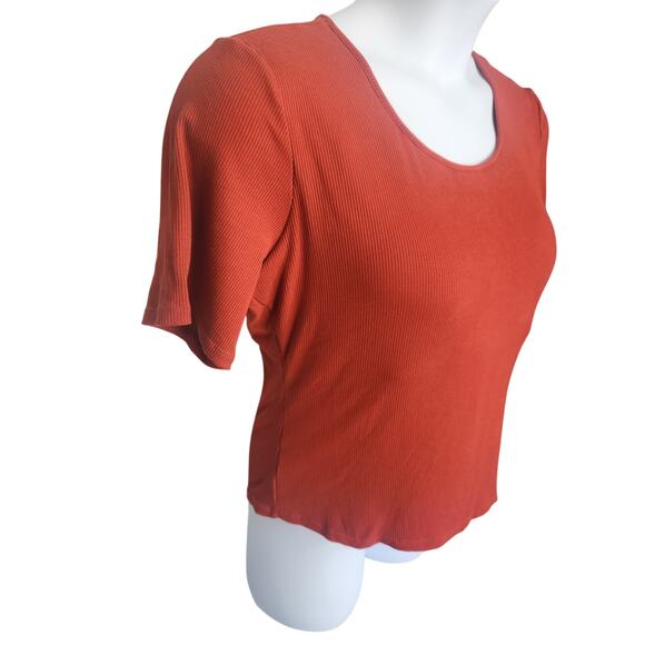 Fawnfit Basic Ribbed Fitted Tee with Built In Bra - Picture 3 of 7